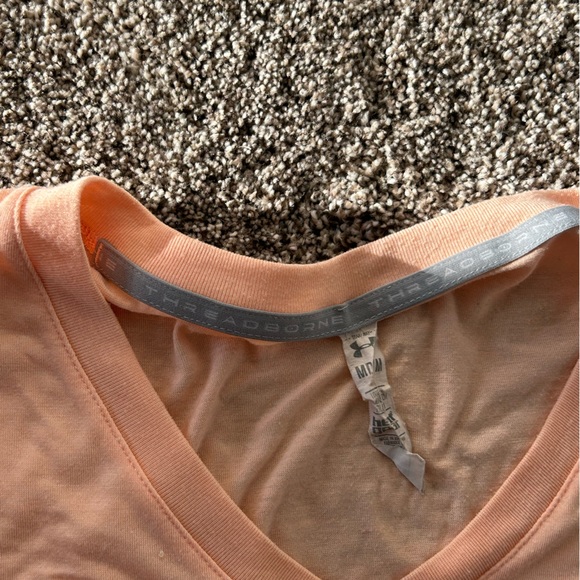 Under Armour top - Picture 4 of 6